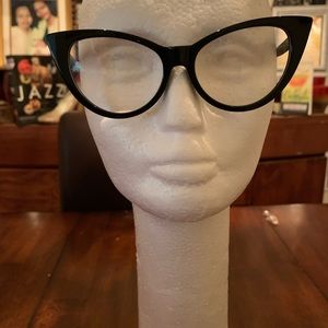 black cat eye glasses, perfect for personal prescription.